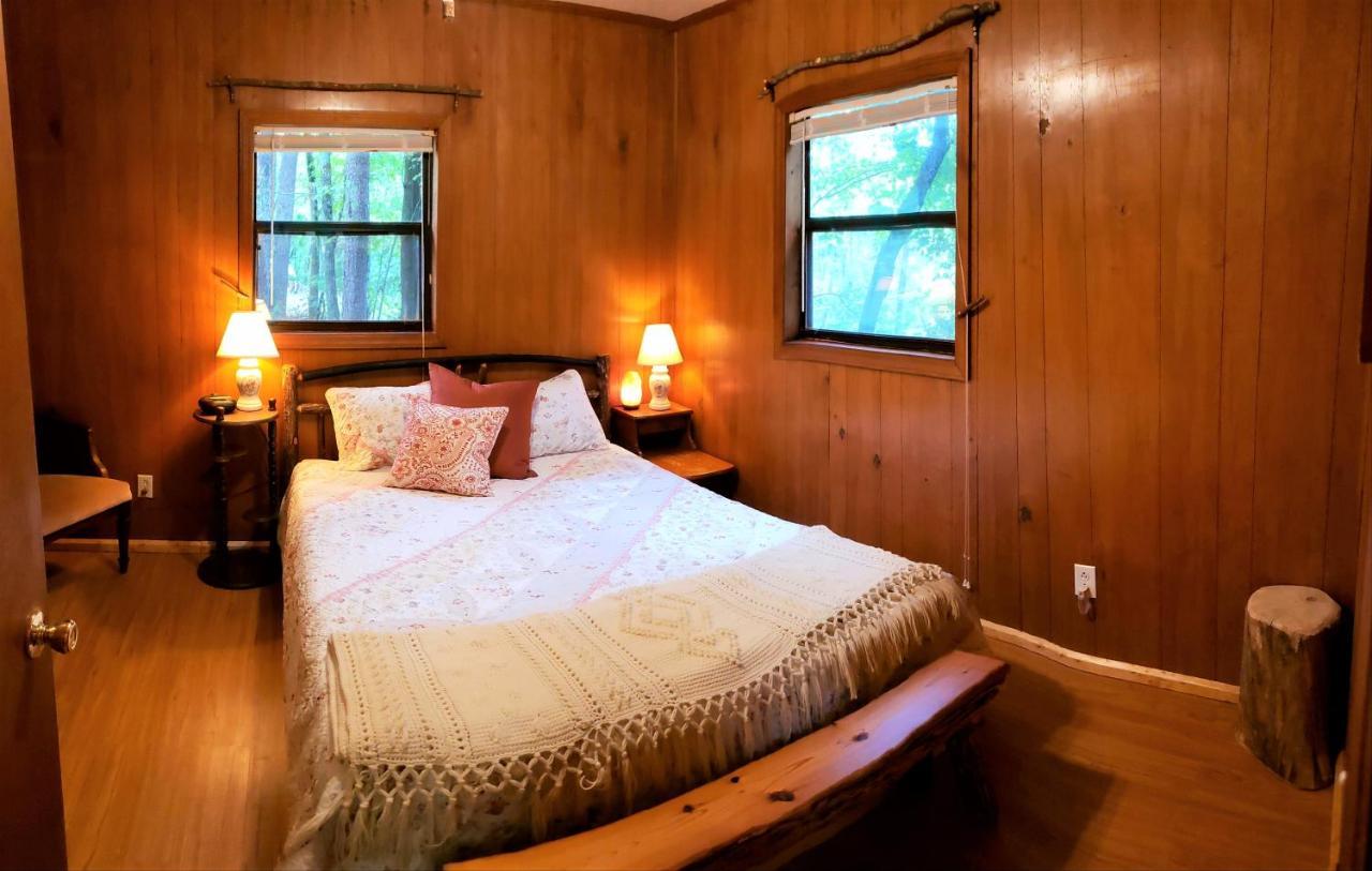 Mountain Laurel Cottage At Hearthstone Cabins And Camping - Pet Friendly Хелън Екстериор снимка